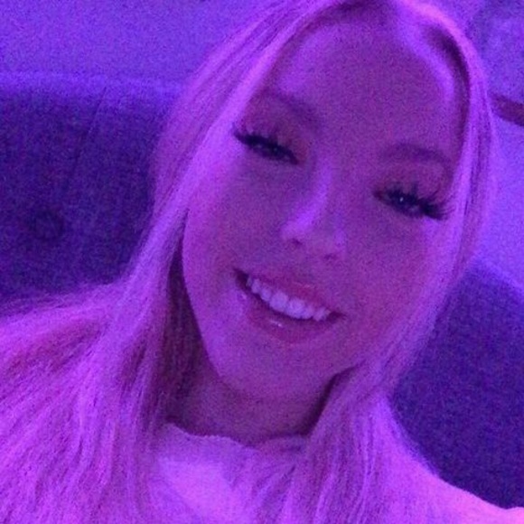 Meet your Posher, Kylee - Picture 1 of 1